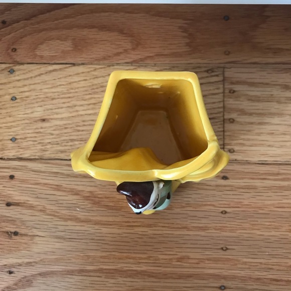 Vintage Pixie Elf ceramic wall pocket vase with hanging slot - Picture 5 of 8